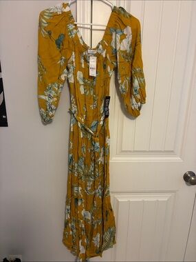 New York & Company Mustard Yellow Floral Maxi Dress XS NWT